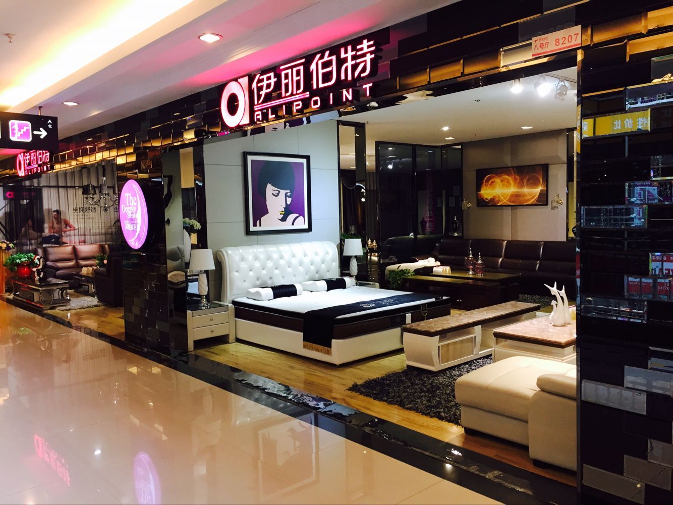 所有分类 家具 箱体床 北京伊丽伯特家具是一家专业从事软床家具制造